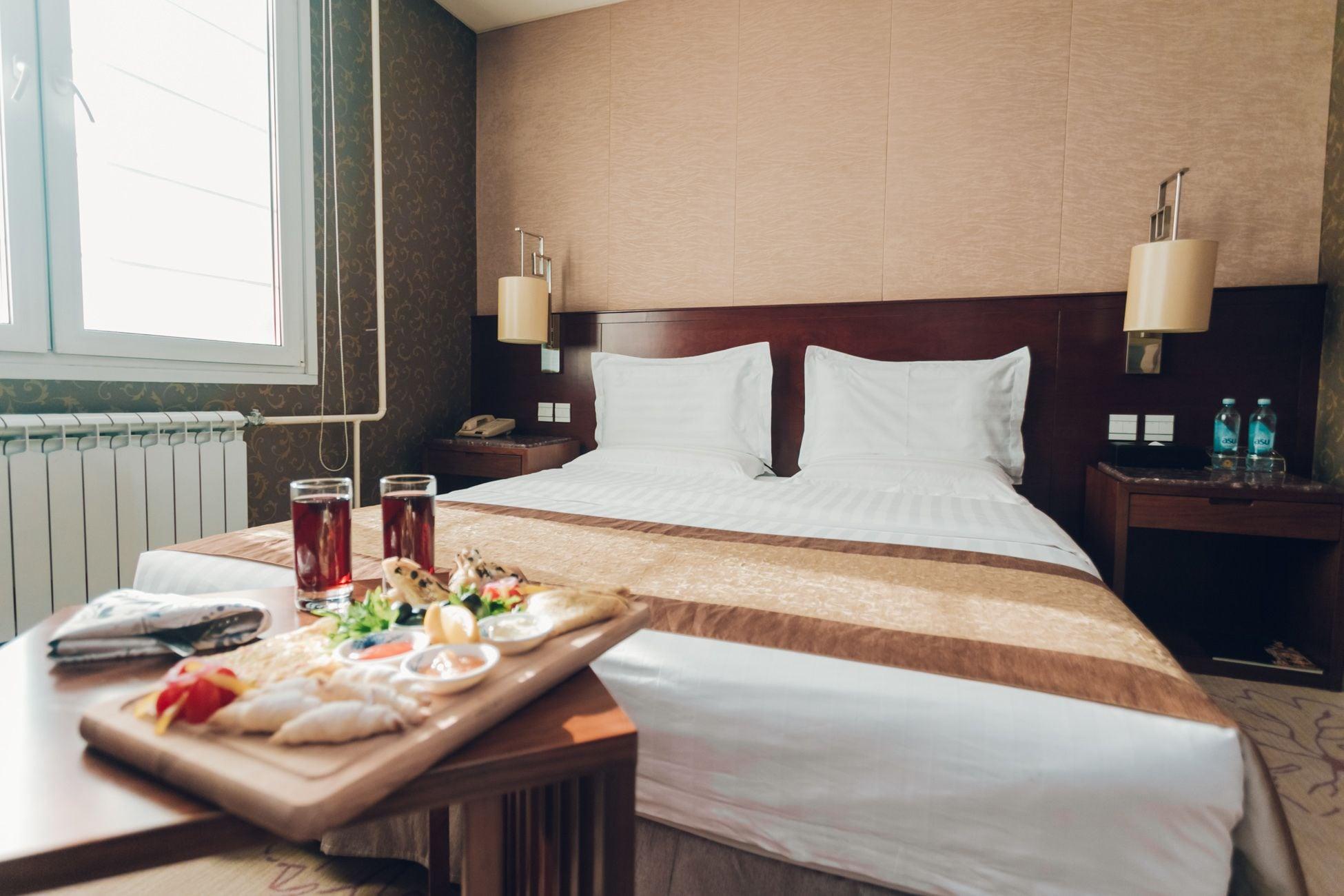 Soluxe Hotel Алма Ата Екстериор снимка